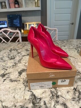 Christian Louboutin Hot Chicks in Pinup